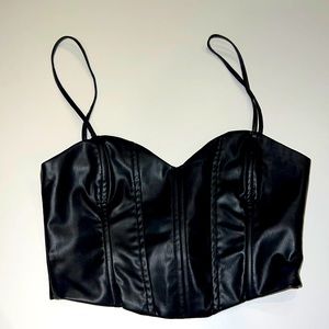 Faux leather crop top 🪩